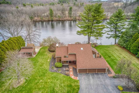 4 W Bank Road Hooksett NH 03106