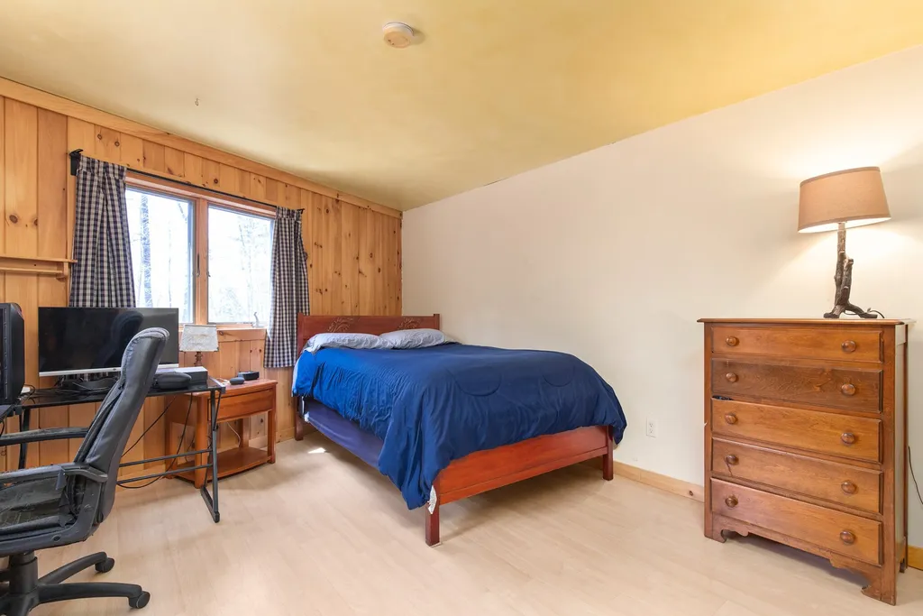 33 Caswell Road Strafford NH 03884