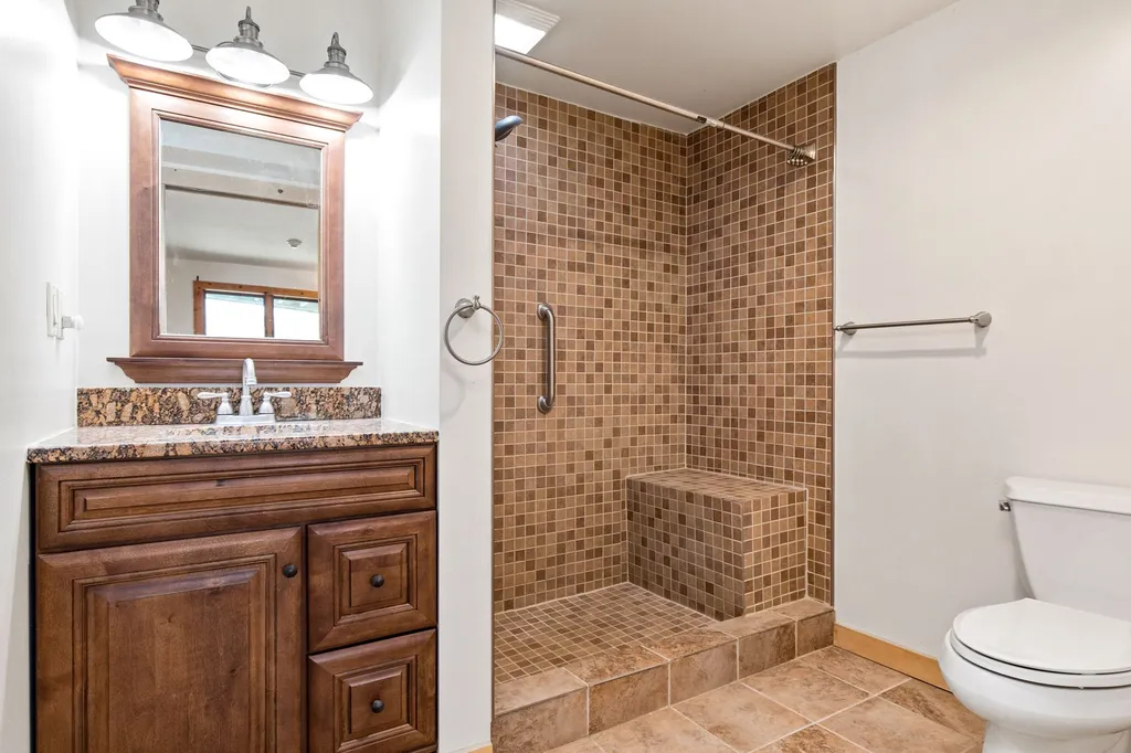 33 Caswell Road Strafford NH 03884