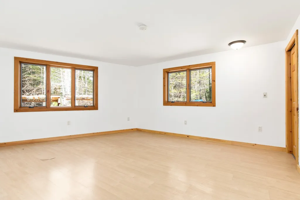 33 Caswell Road Strafford NH 03884