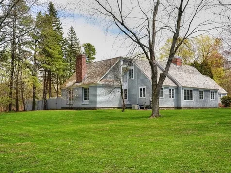 203 Meadowood Drive South Burlington VT 05403