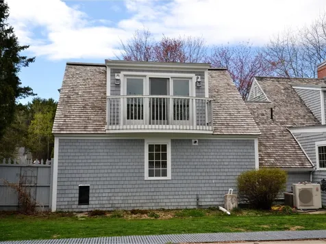 203 Meadowood Drive South Burlington VT 05403
