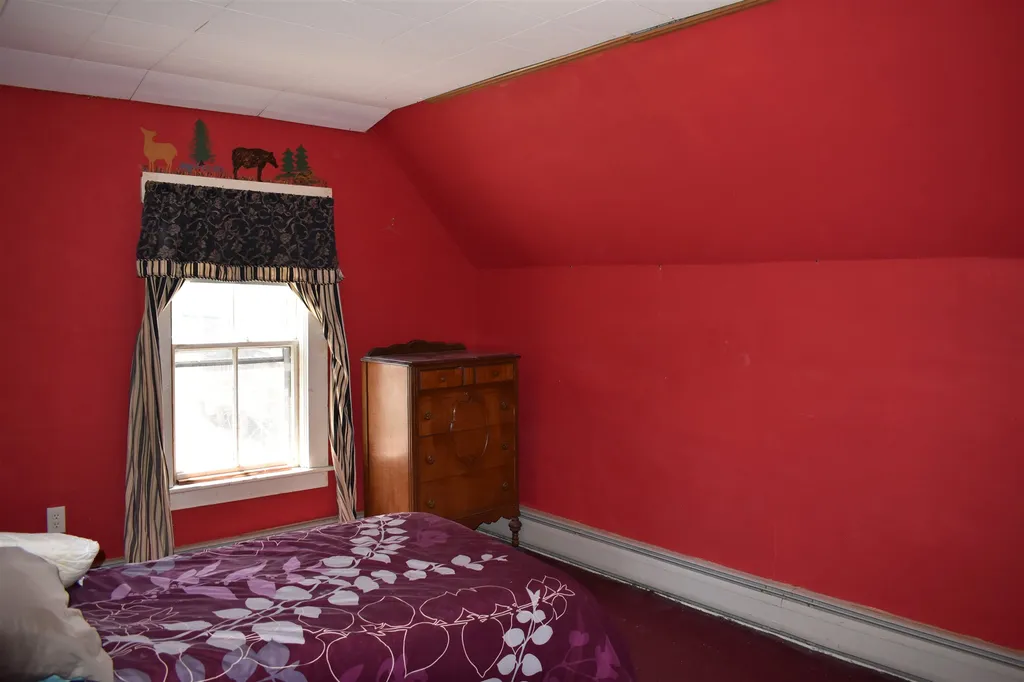 22 Union Street Enfield NH 03748