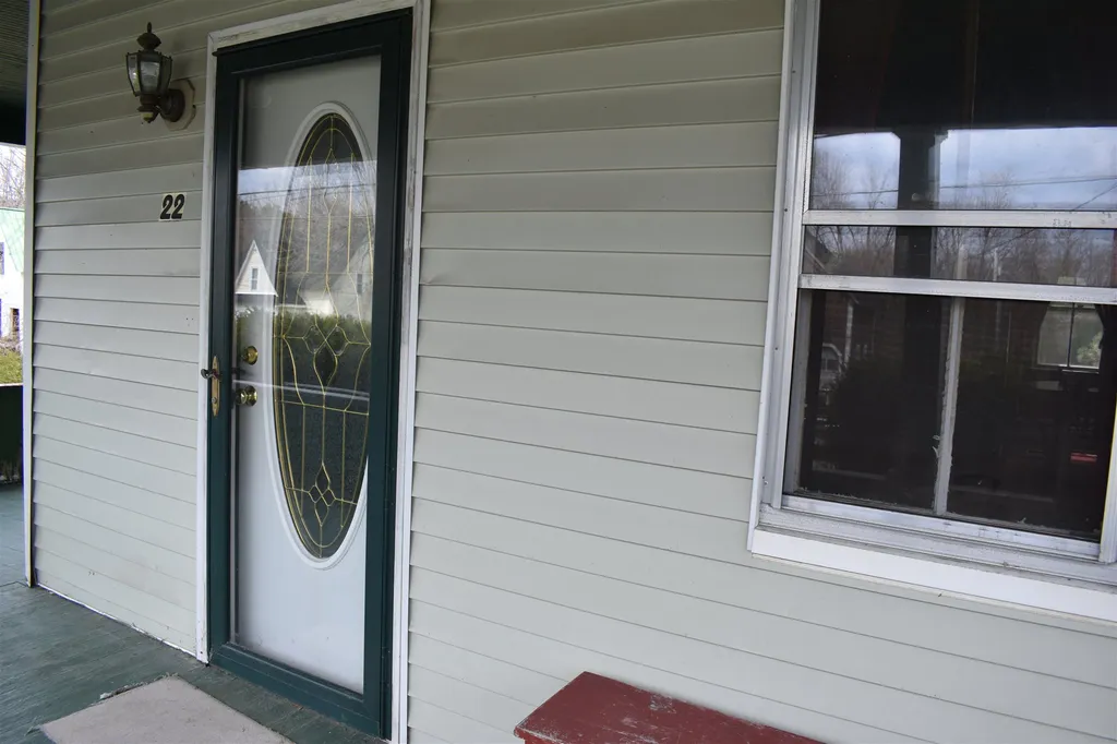 22 Union Street Enfield NH 03748