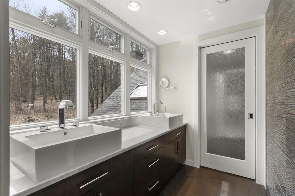 271 New Boston Road Norwich VT 05055