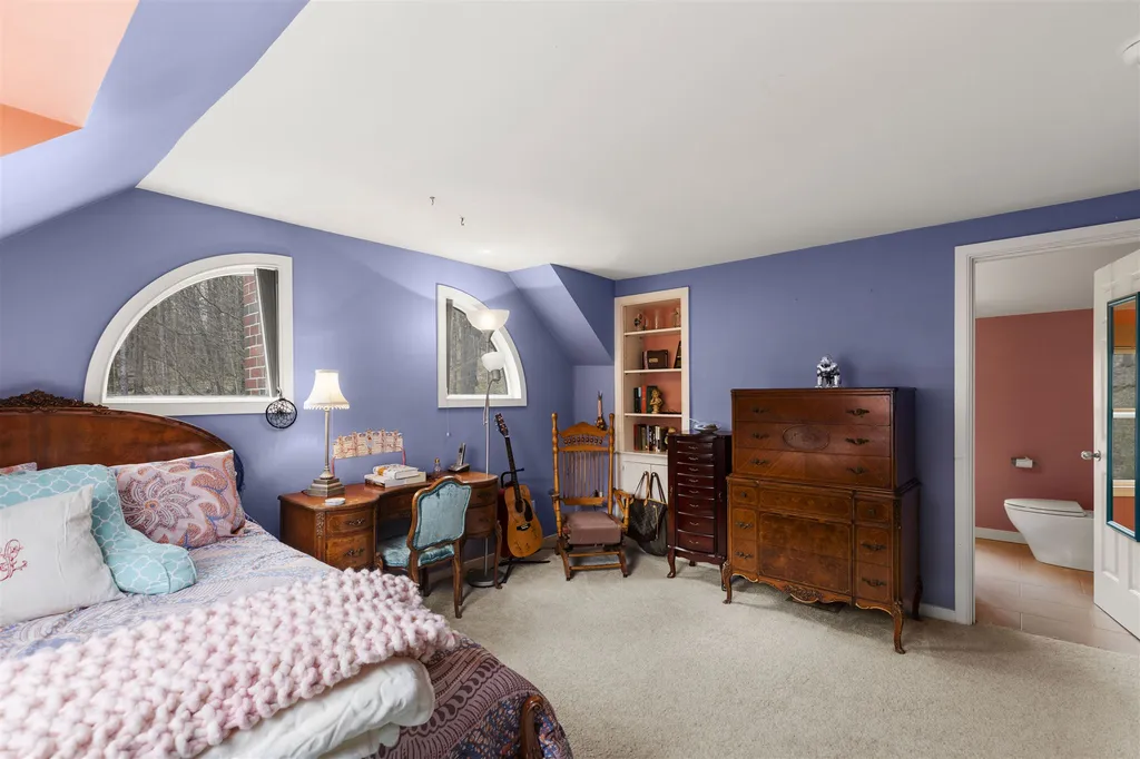 271 New Boston Road Norwich VT 05055