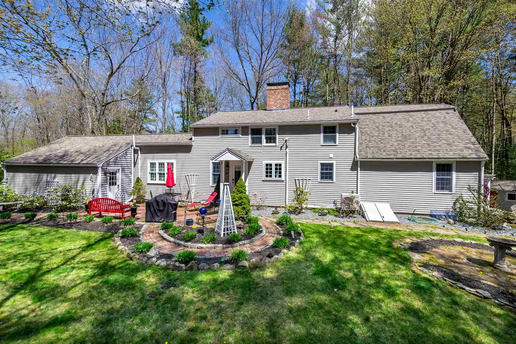 6 Riverwood Road Kingston NH 03848