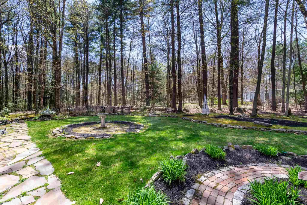 6 Riverwood Road Kingston NH 03848