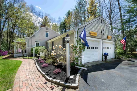 6 Riverwood Road Kingston NH 03848