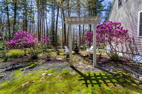6 Riverwood Road Kingston NH 03848