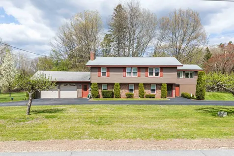 2 Old County Road Pelham NH 03076