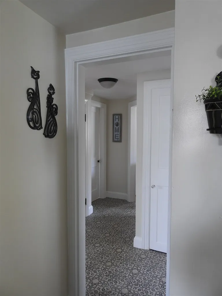 20 Willey Street Rochester NH 03867