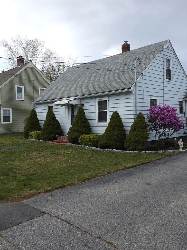 20 Willey Street Rochester NH 03867