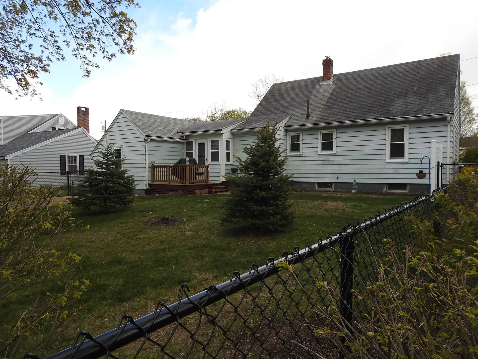 20 Willey Street Rochester NH 03867