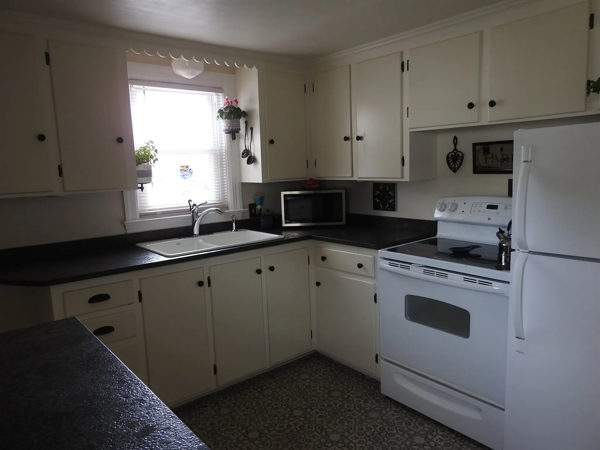 20 Willey Street Rochester NH 03867