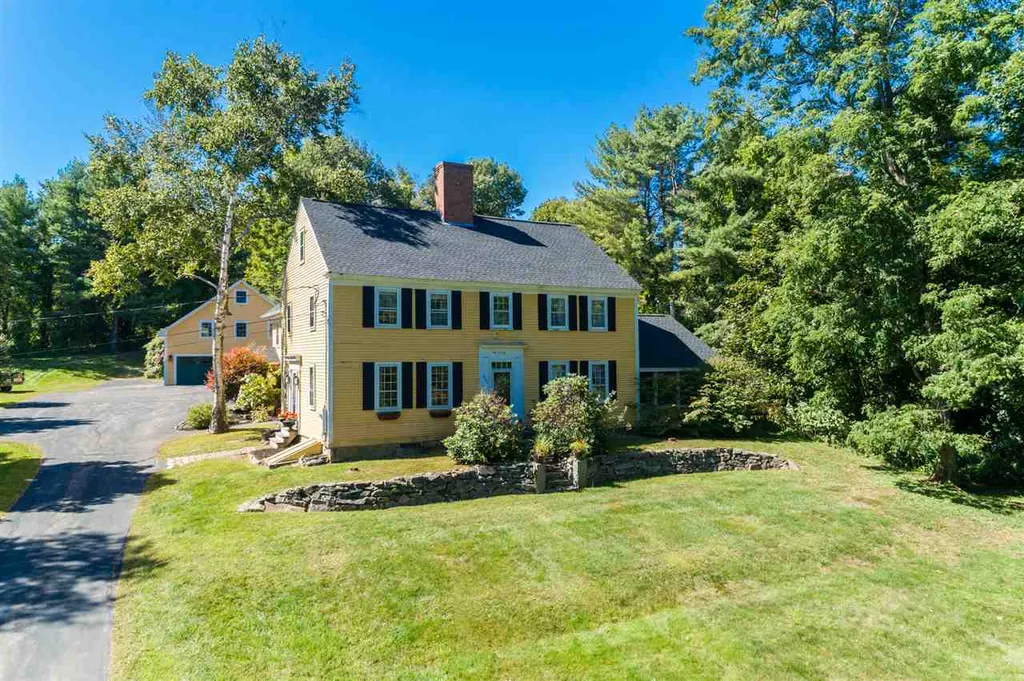 449 S Main Street Wolfeboro NH 03894