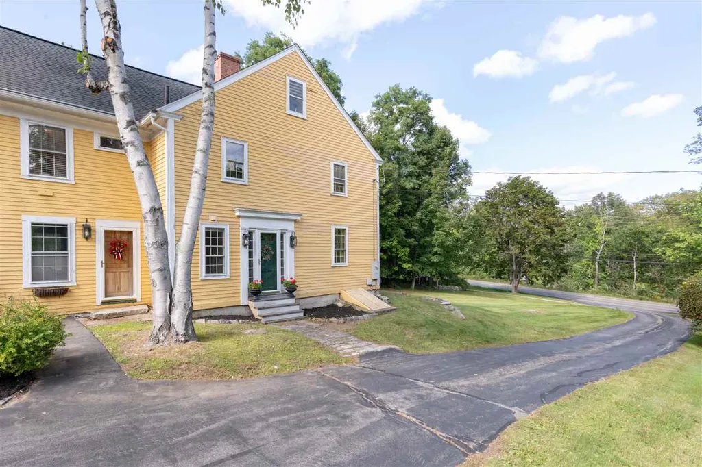 449 S Main Street Wolfeboro NH 03894