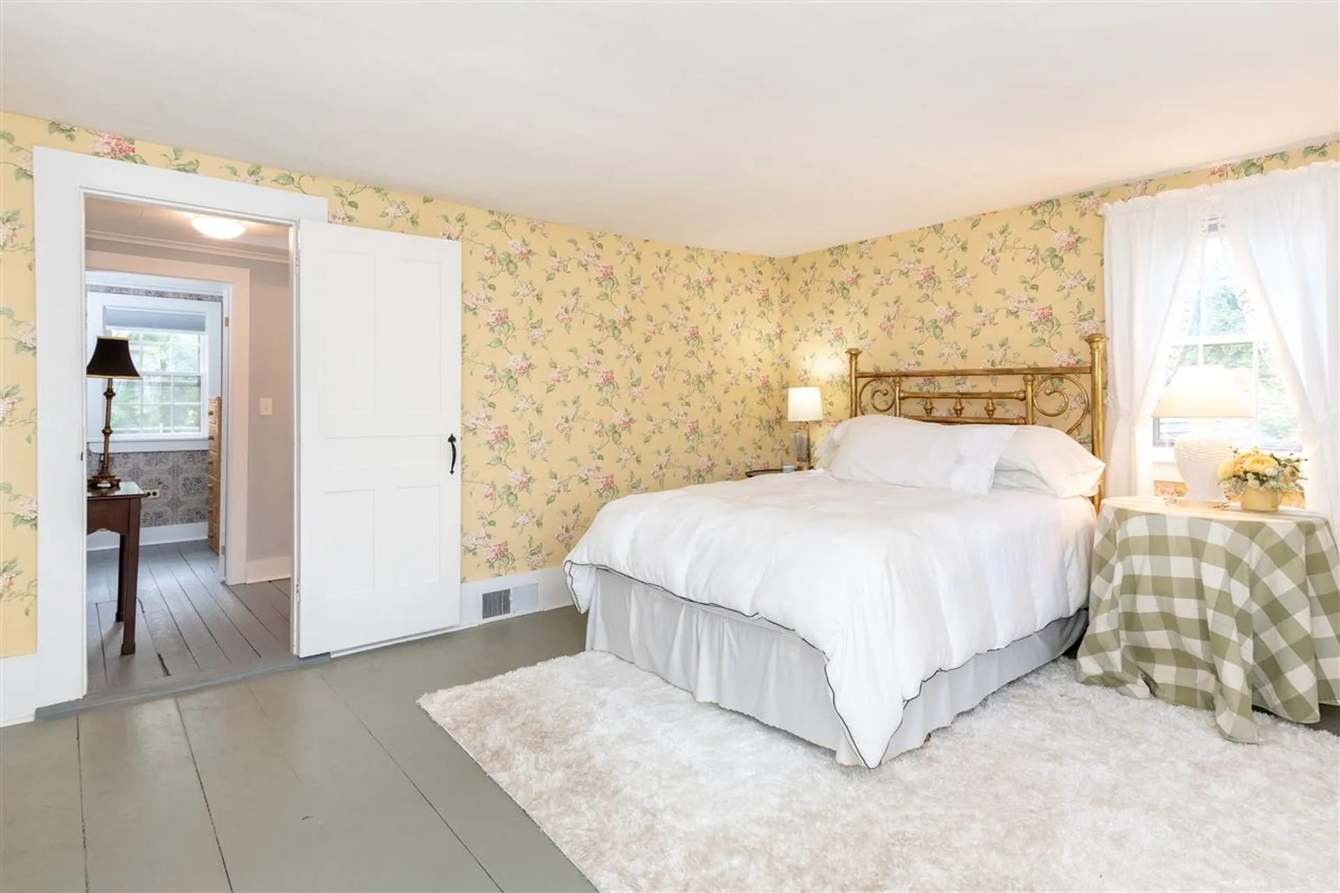 449 S Main Street Wolfeboro NH 03894