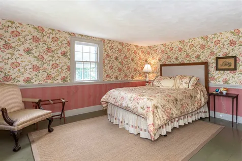 449 S Main Street Wolfeboro NH 03894