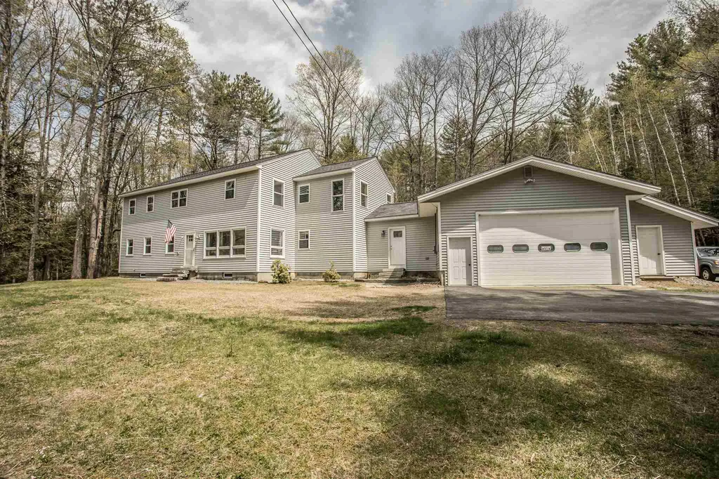10 Stark Lane Dunbarton NH 03046