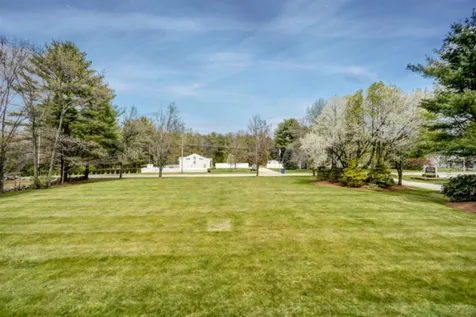 1425 Bodwell Road Manchester NH 03109