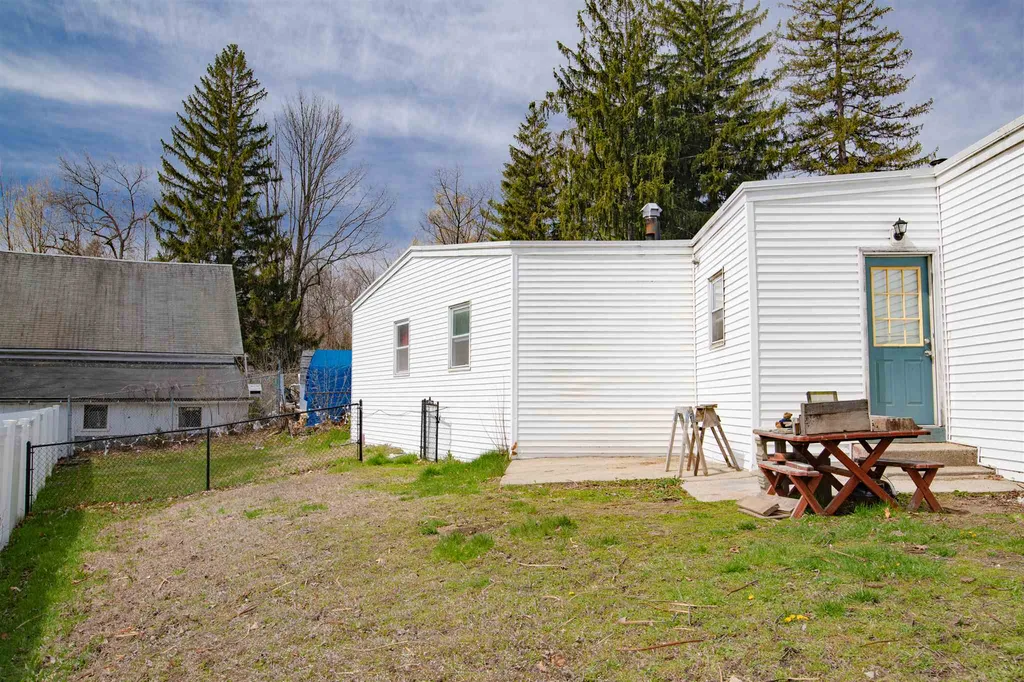 436 Milford Street Manchester NH 03102