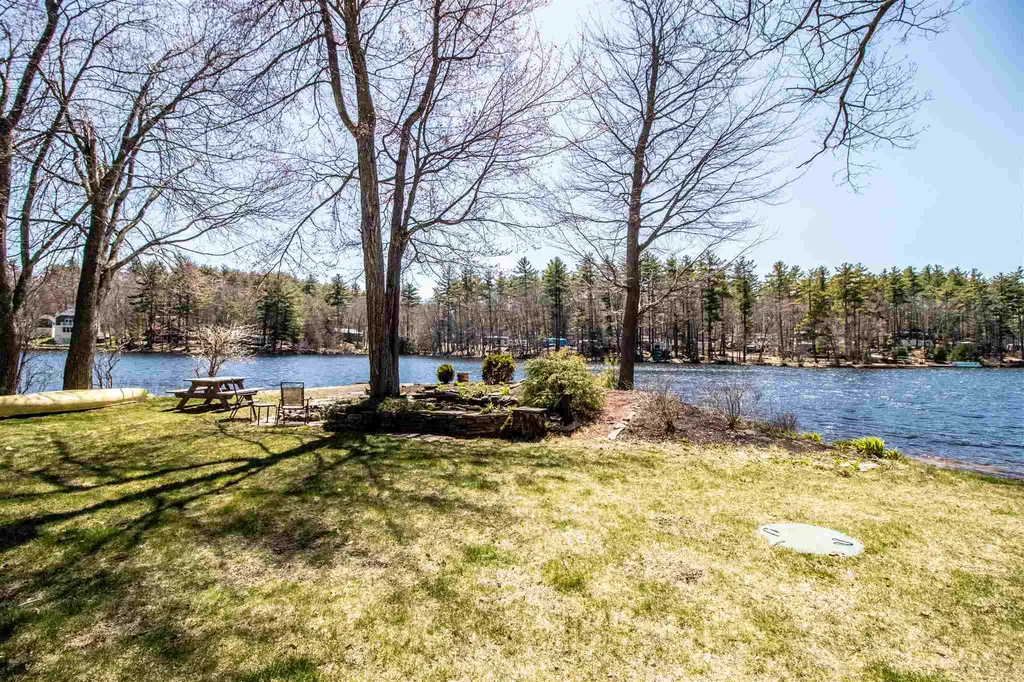 55 Pearl Lane Barrington NH 03825