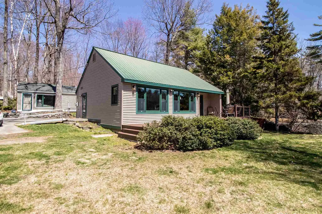 55 Pearl Lane Barrington NH 03825