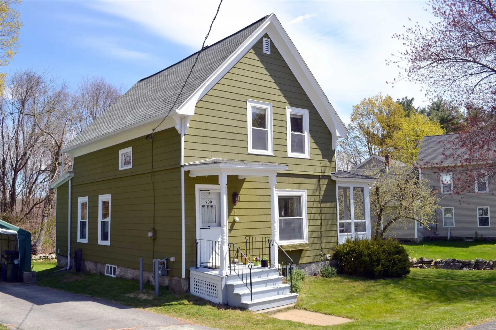 790 Amherst Street Manchester NH 03104