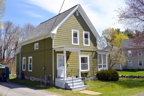 790 Amherst Street Manchester NH 03104