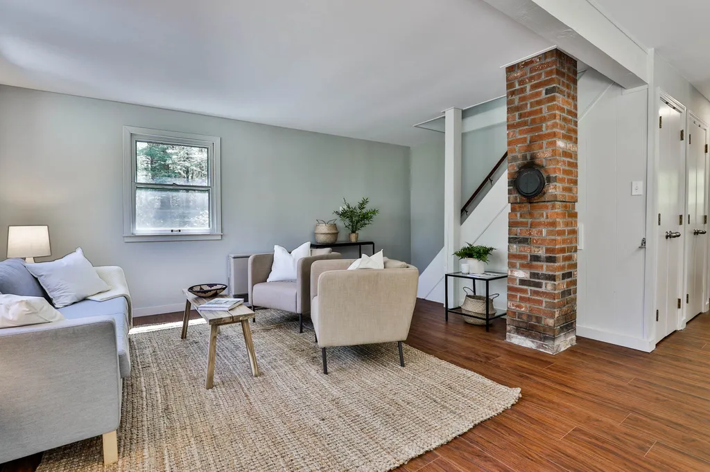 292 Lake Avenue Sunapee NH 03782
