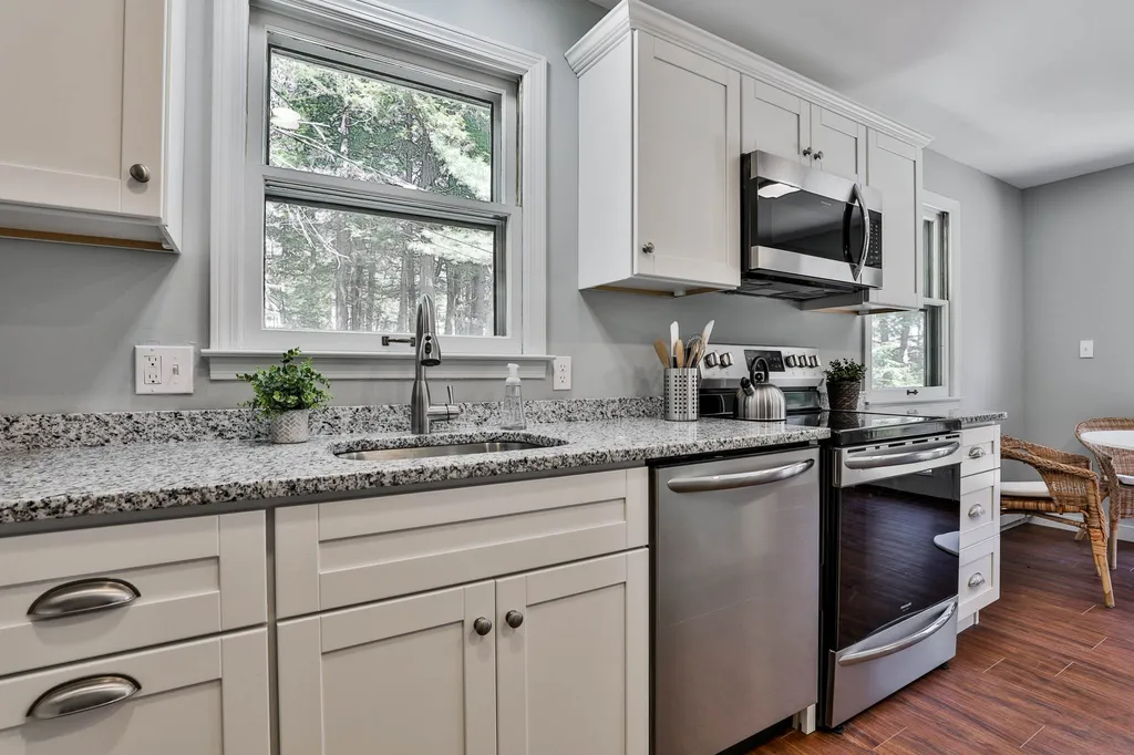 292 Lake Avenue Sunapee NH 03782