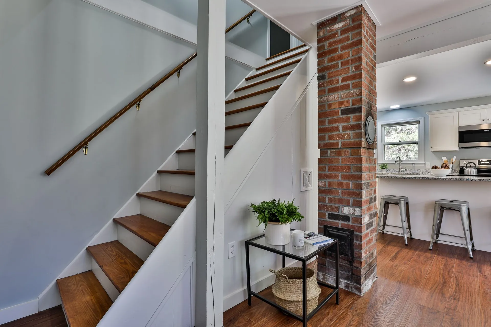 292 Lake Avenue Sunapee NH 03782
