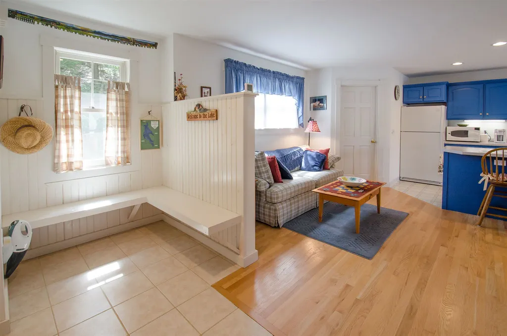 10 North Pikes Point Road Bristol NH 03222