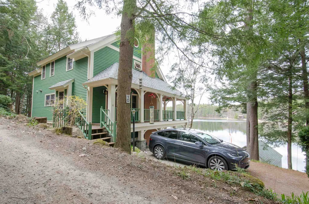 10 North Pikes Point Road Bristol NH 03222