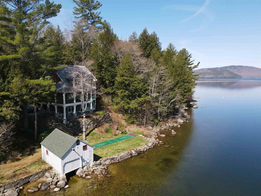 10 North Pikes Point Road Bristol NH 03222