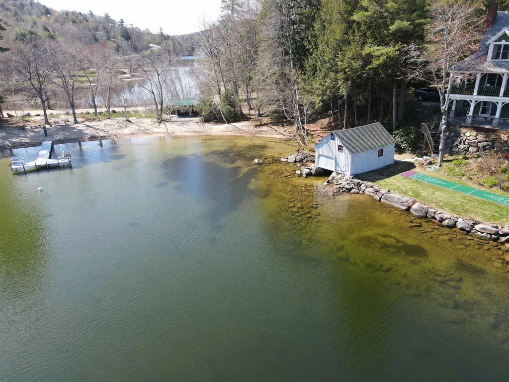 10 North Pikes Point Road Bristol NH 03222
