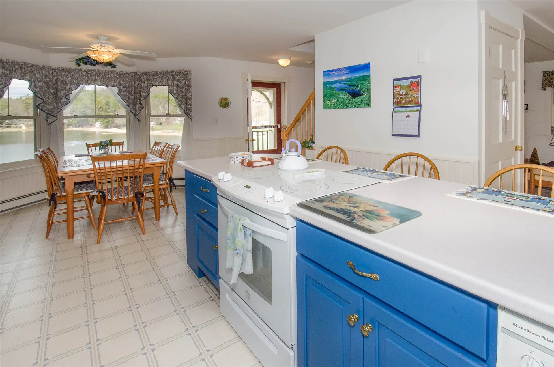 10 North Pikes Point Road Bristol NH 03222
