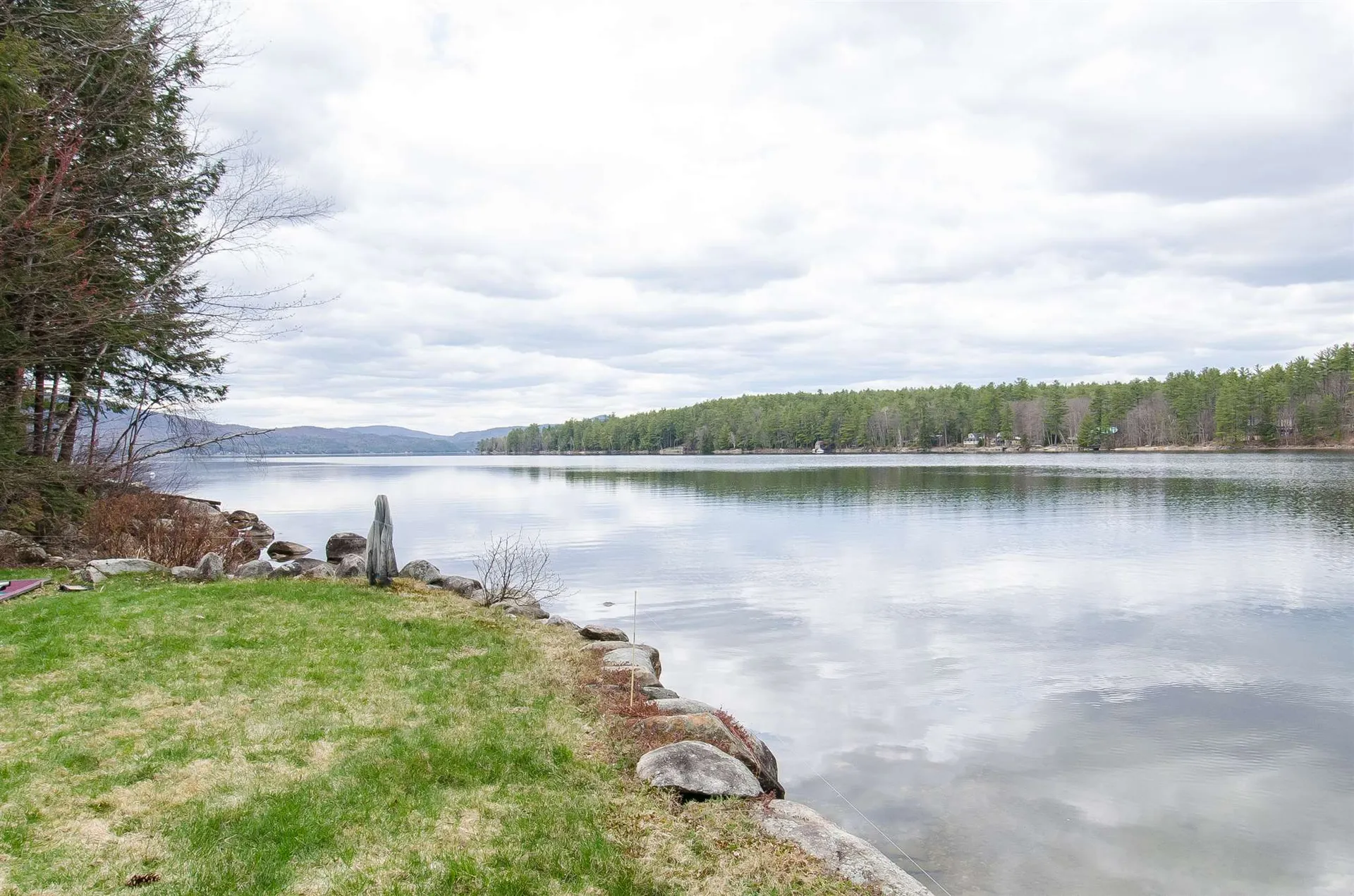 10 North Pikes Point Road Bristol NH 03222