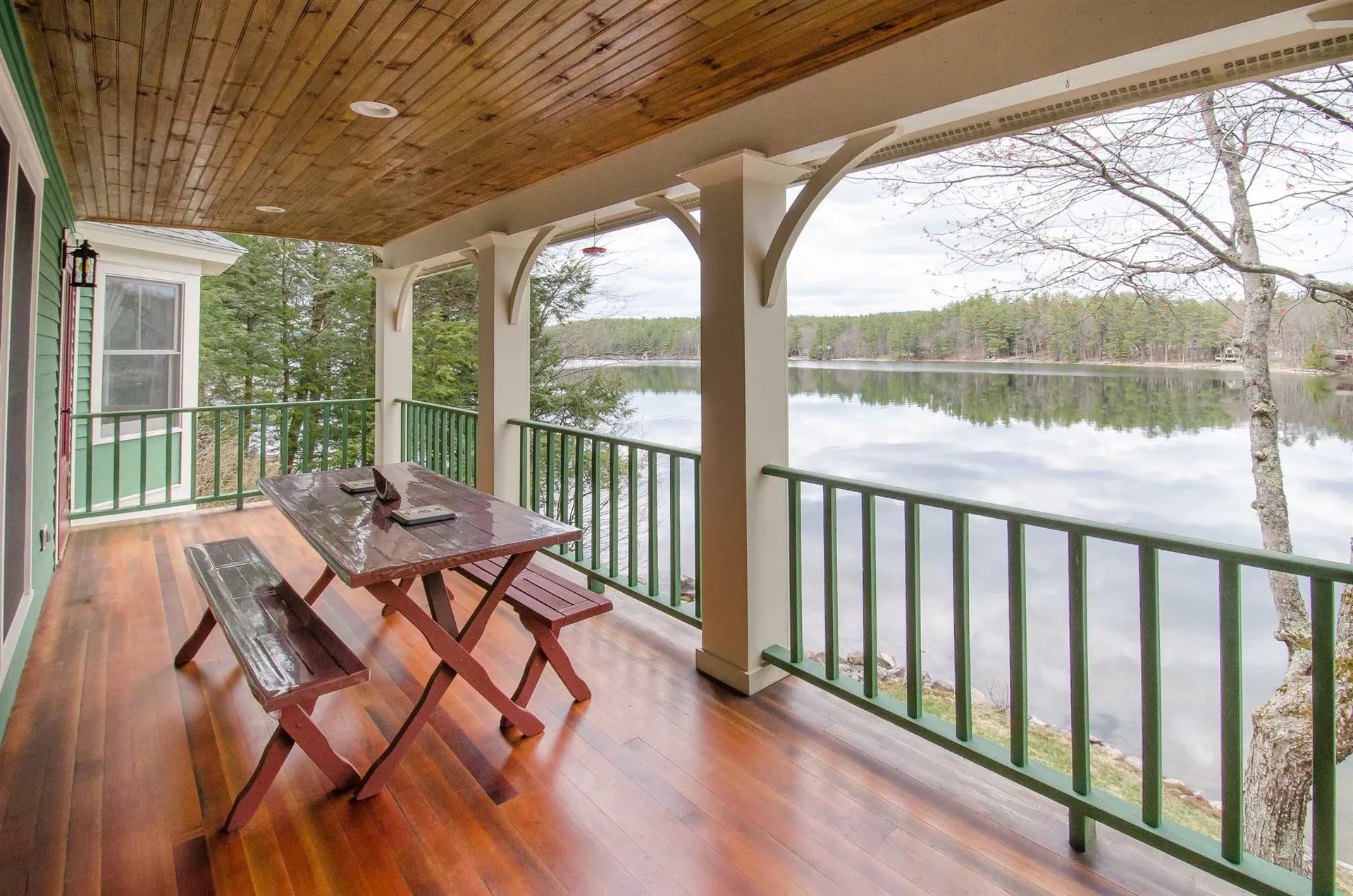 10 North Pikes Point Road Bristol NH 03222