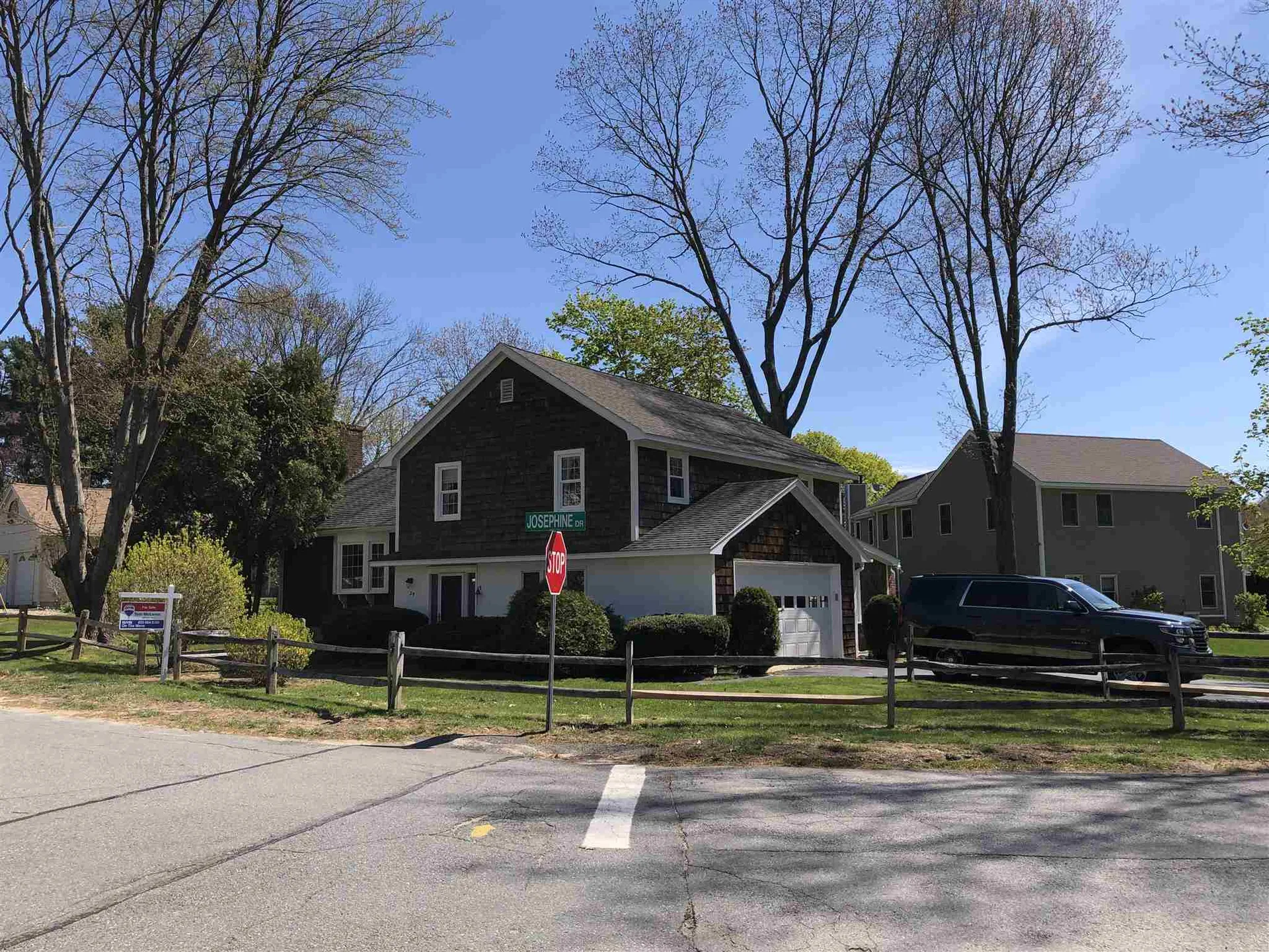 29 Carolan Avenue Hampton NH 03842-2154