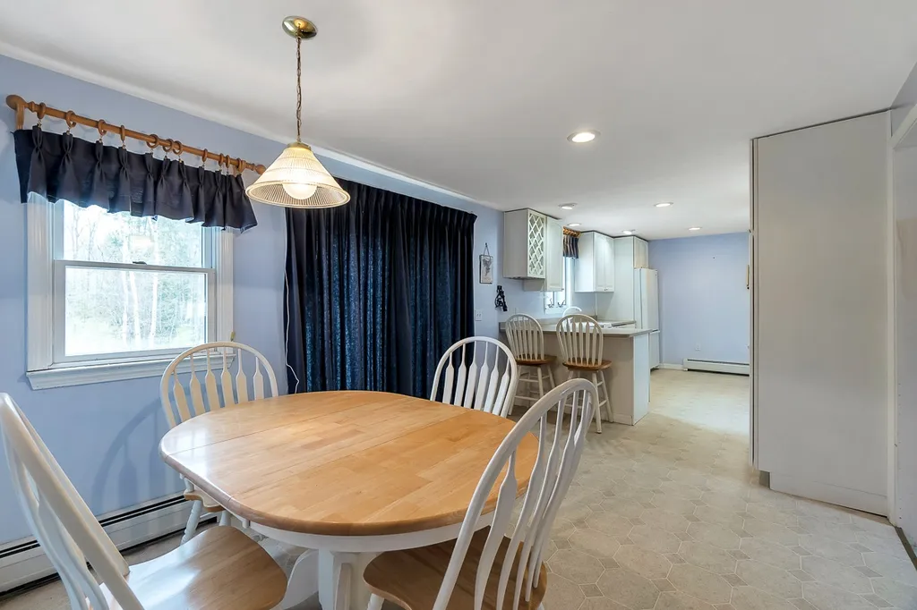 65 Fox Garrison Road Lee NH 03861