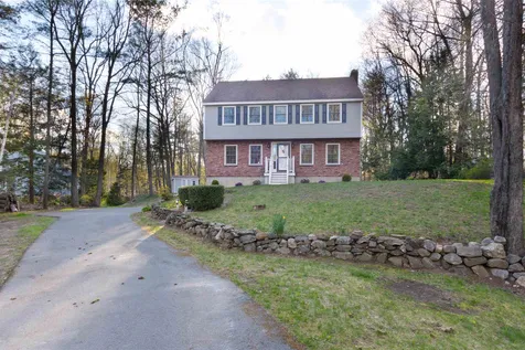 60 Buttrick Road Hampstead NH 03841