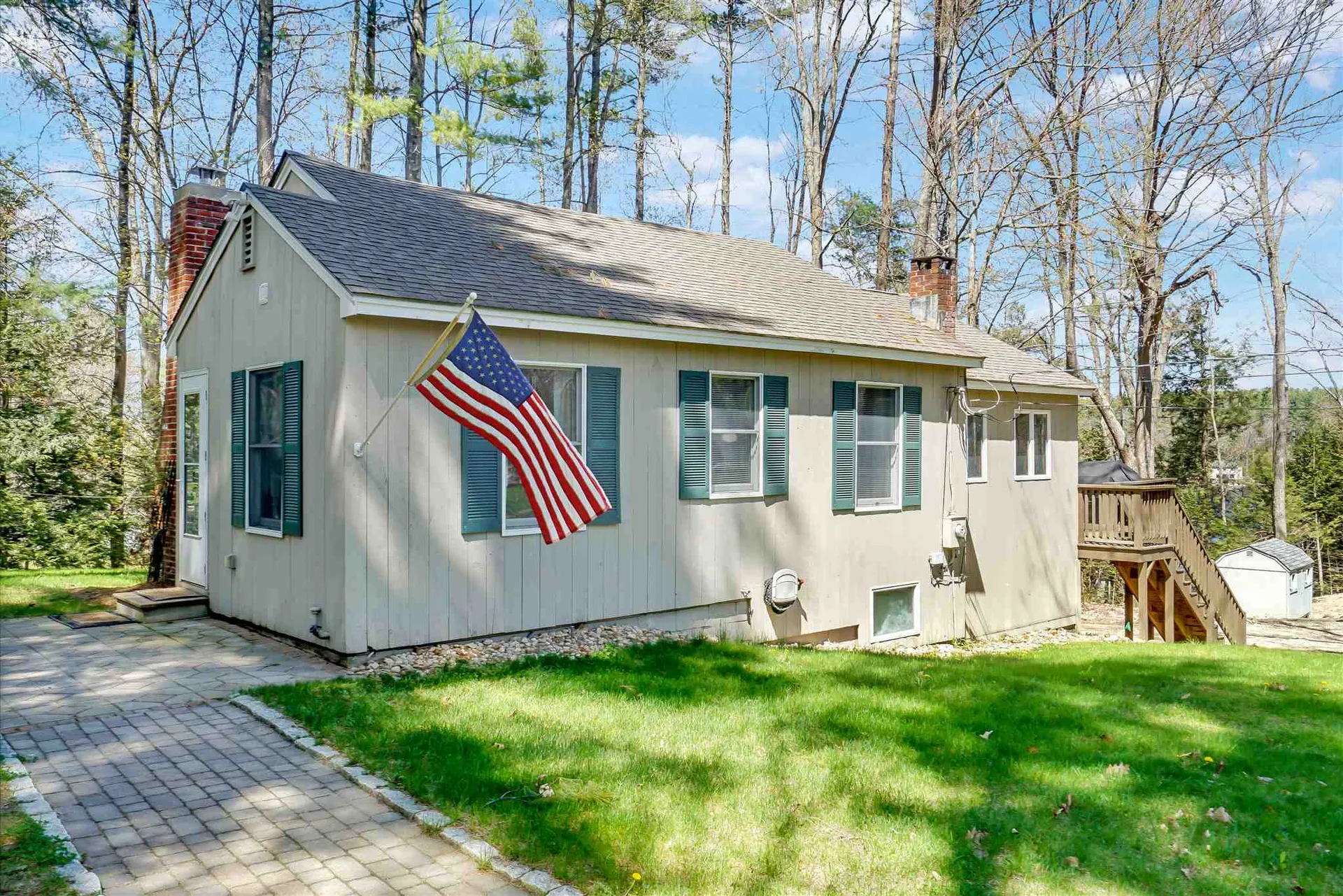 8 Hillside Avenue Amherst NH 03031