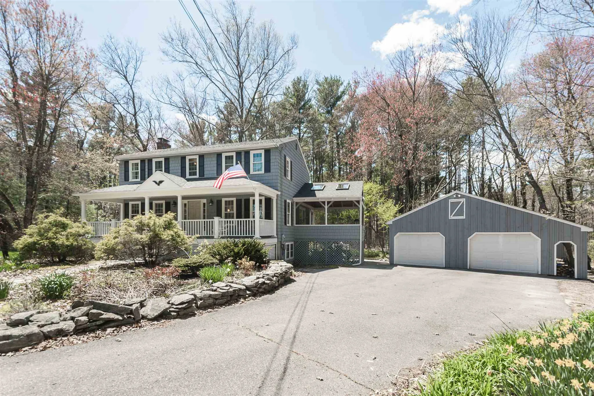 12 Jacqueline Street Hudson NH 03051