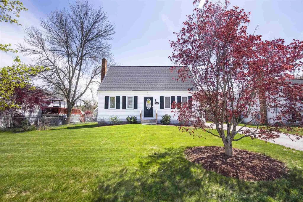 166 Hazelton Court Manchester NH 03103