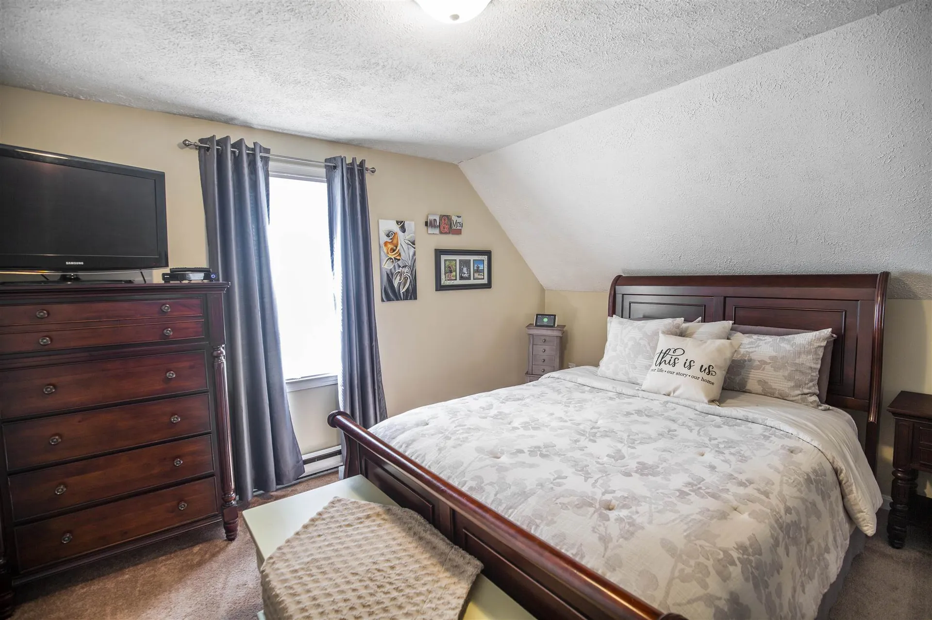 166 Hazelton Court Manchester NH 03103