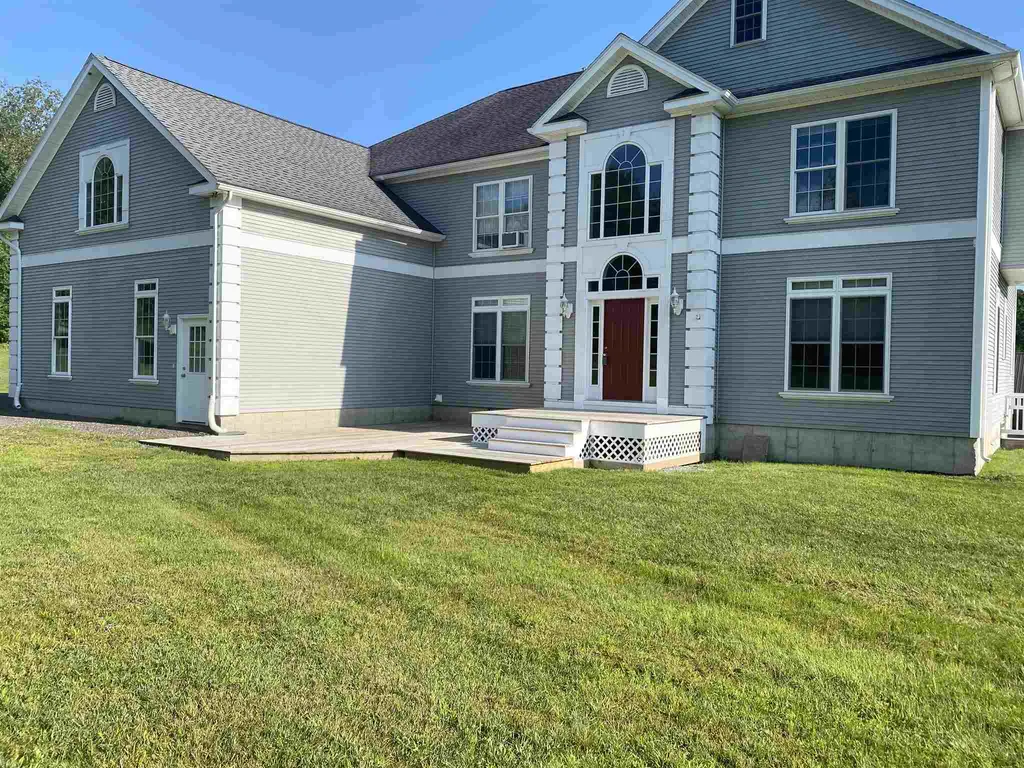 21 Charlands Way Westford VT 05452