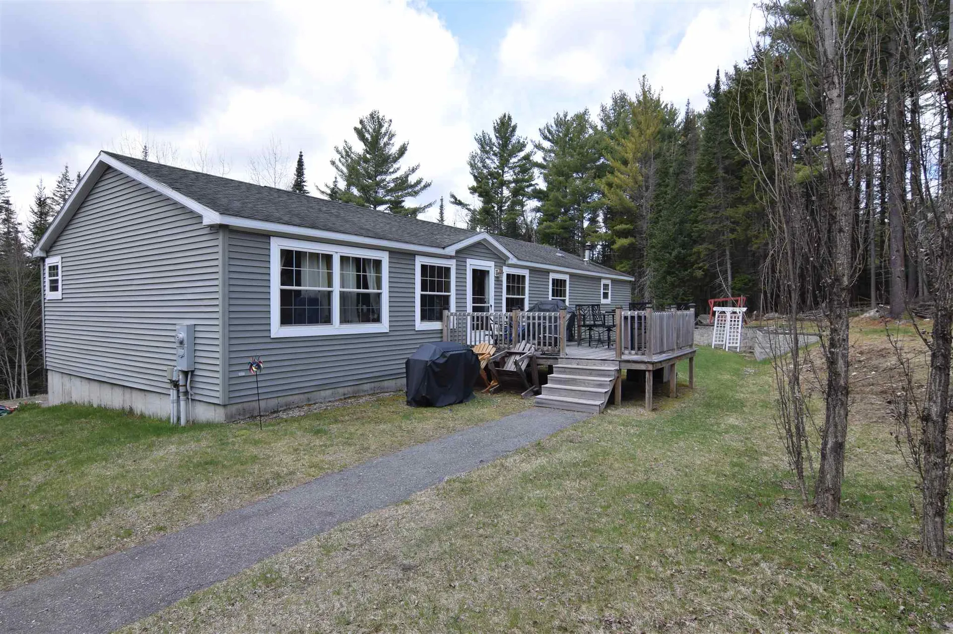 1653 Maple Street Bethlehem NH 03574