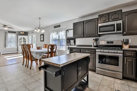 205 Spring Street Hopkinton NH 03229